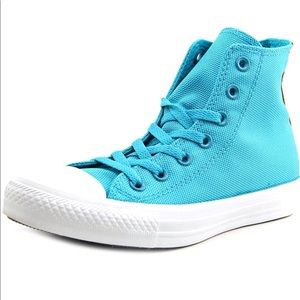 Unisex Chuck Taylor canvas high top shoe